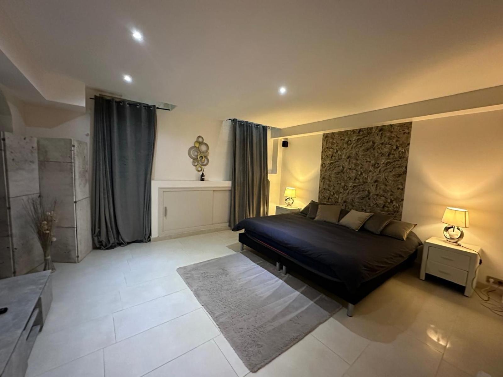 Les Champs Elysees-125M2 Modern And Spacious Paris Exterior foto